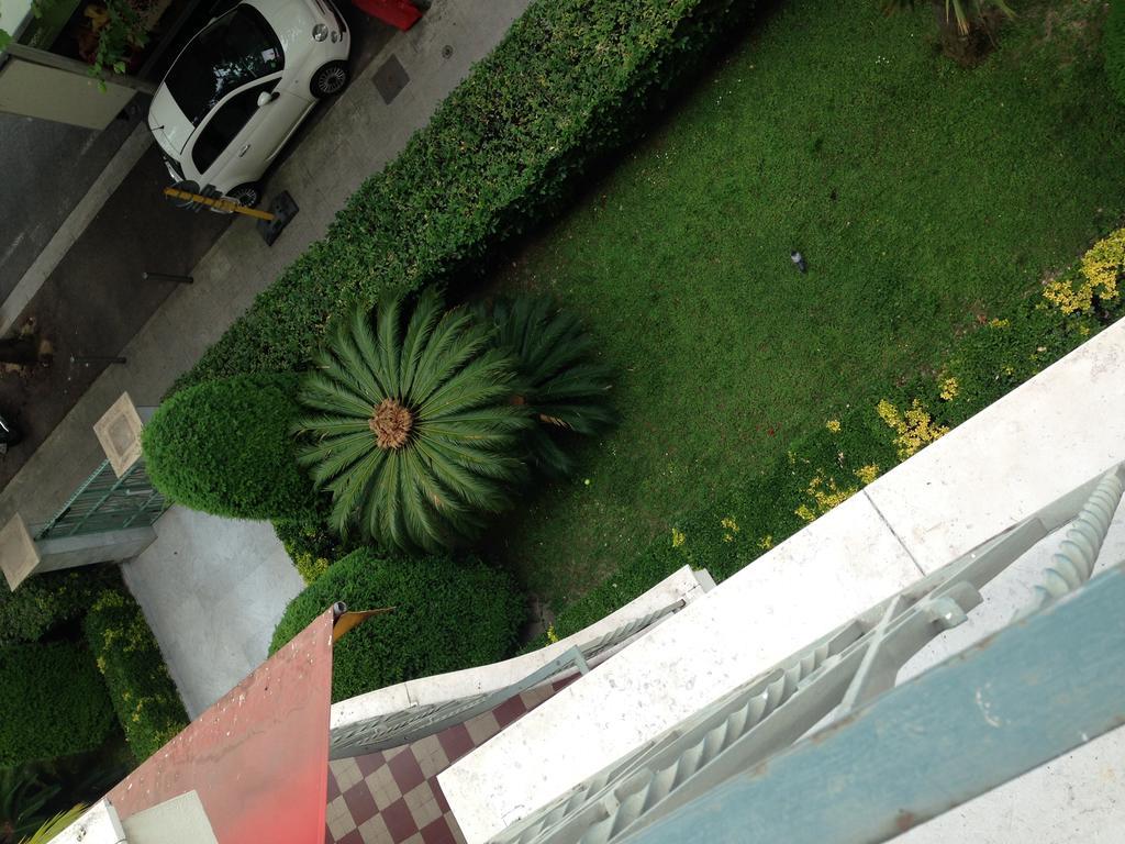 Bel Appartement De Gill Centre Ville ニース エクステリア 写真